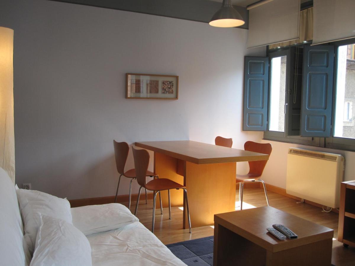 Apartamentos Legazpi Cangas De Narcea Eksteriør billede