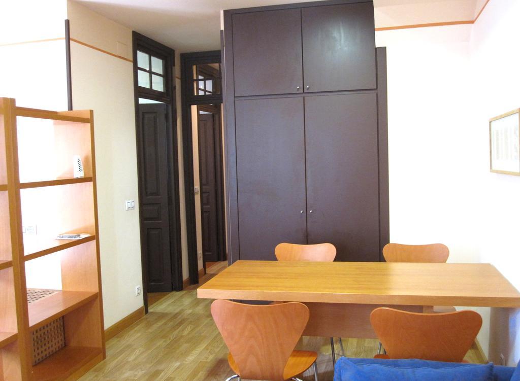 Apartamentos Legazpi Cangas De Narcea Eksteriør billede
